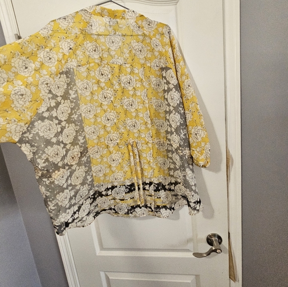 Cabi Blouse sz M - Picture 15 of 15
